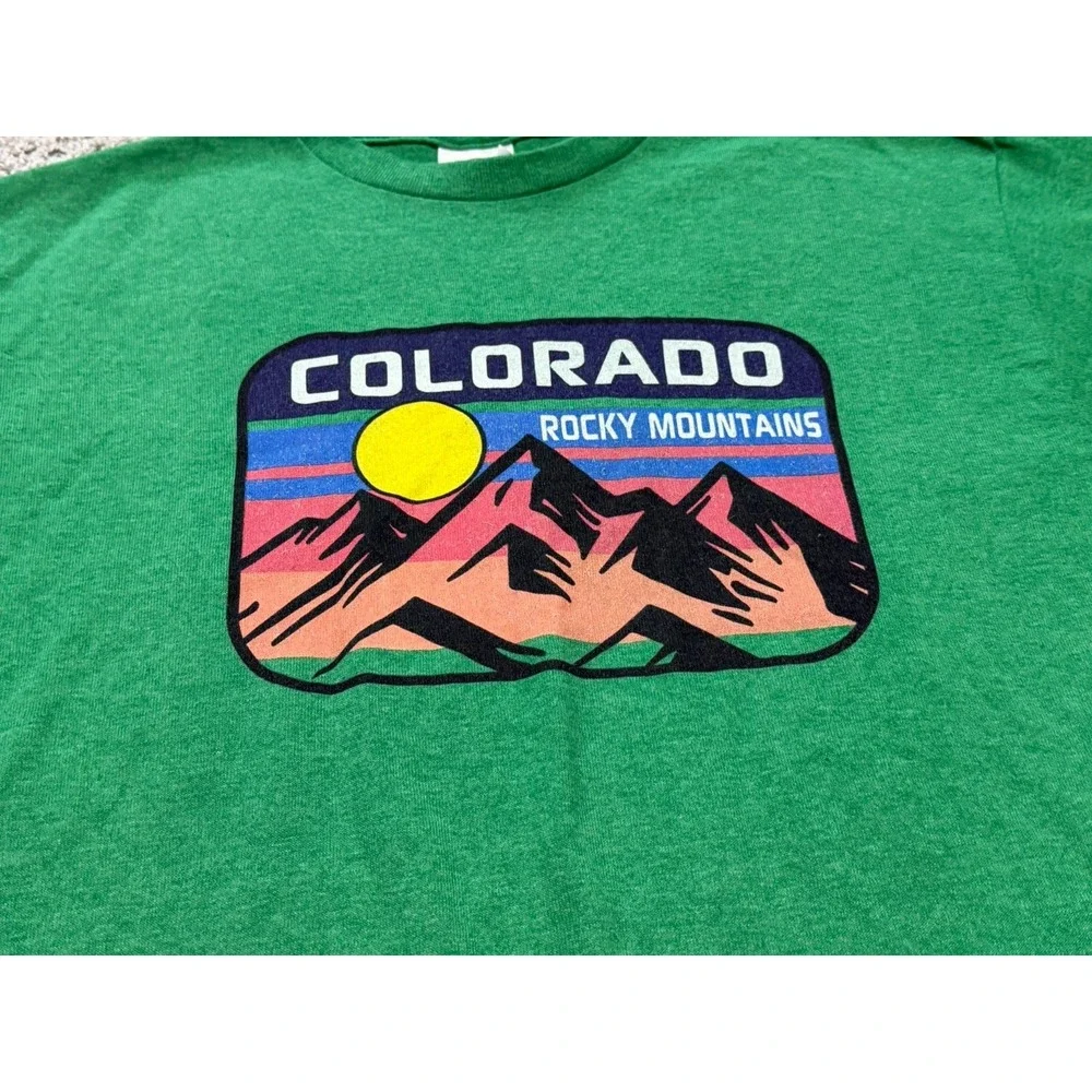 Green Colorado Smokey Mountains T-Shirt Youth Size Large
